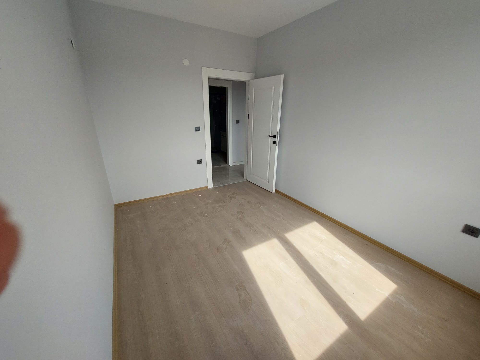 KARŞIYAKA GARDEN PARK EBEVEYN BANYOLU SATILIK 3+1
